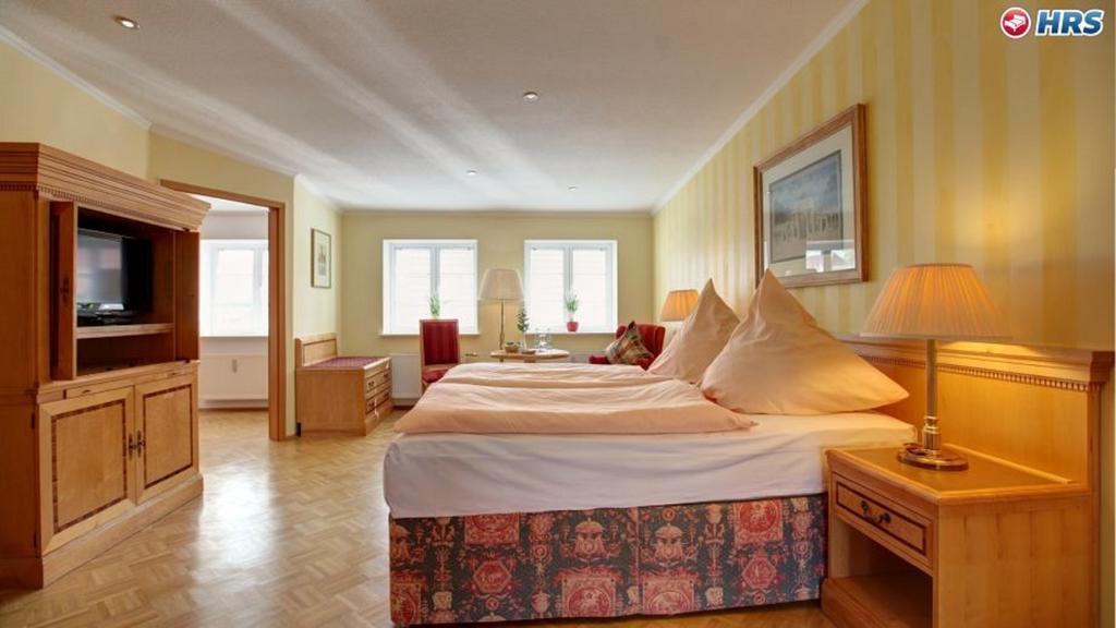 Hotel Weinhaus Woehler Schwerin  Pokój zdjęcie