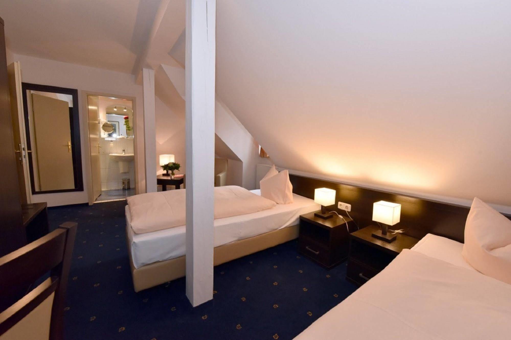 Hotel Weinhaus Woehler Schwerin  Zewnętrze zdjęcie
