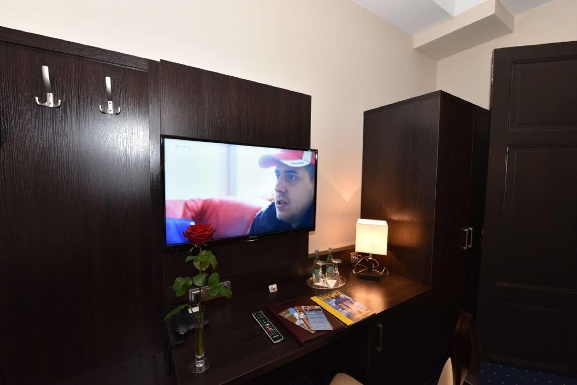 Hotel Weinhaus Woehler Schwerin  Zewnętrze zdjęcie